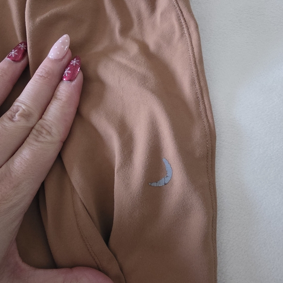 ZYIA Unwind Joggers - Picture 2 of 4